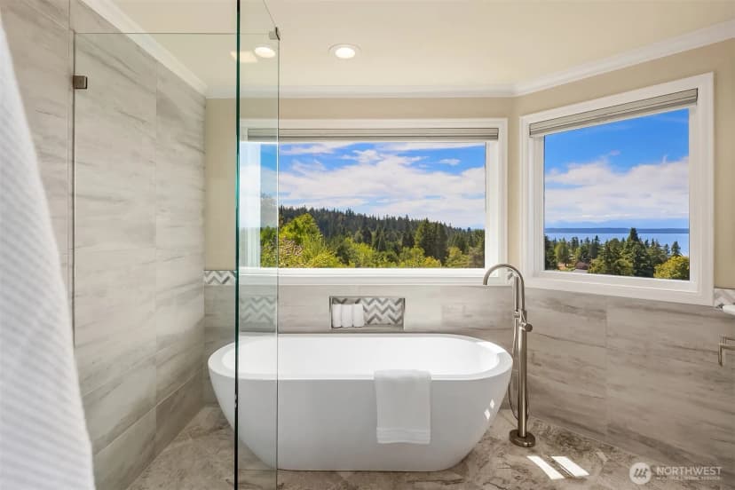 Property photo for 17020 74th Avenue W, Edmonds photo 25