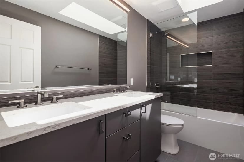 Property photo for 17020 74th Avenue W, Edmonds photo 28