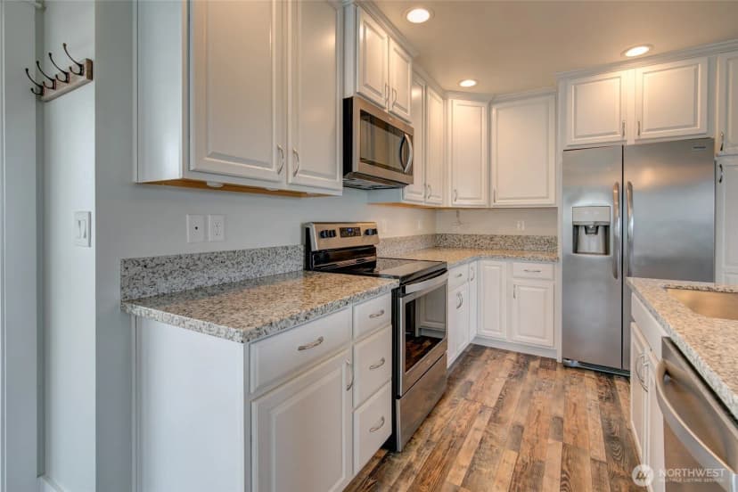 Property photo for 1092 Crestshire Loop Sw, Ocean Shores photo 9