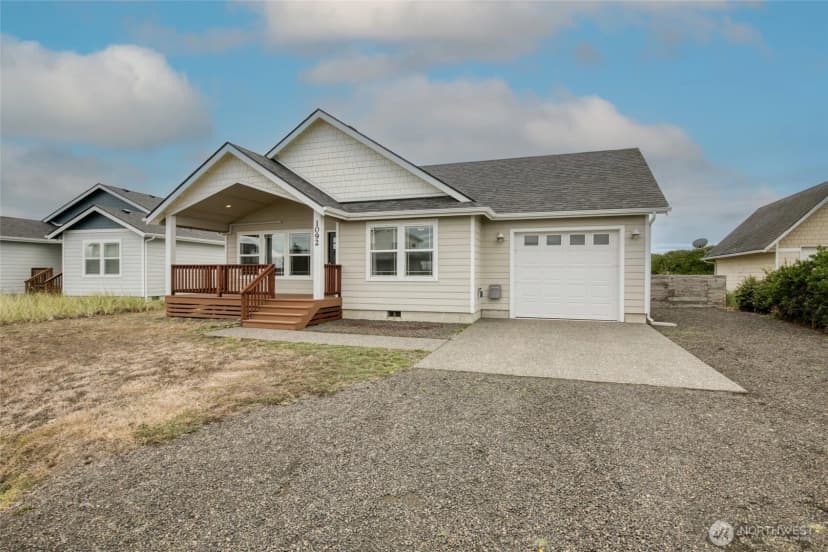 Property photo for 1092 Crestshire Loop Sw, Ocean Shores photo 28