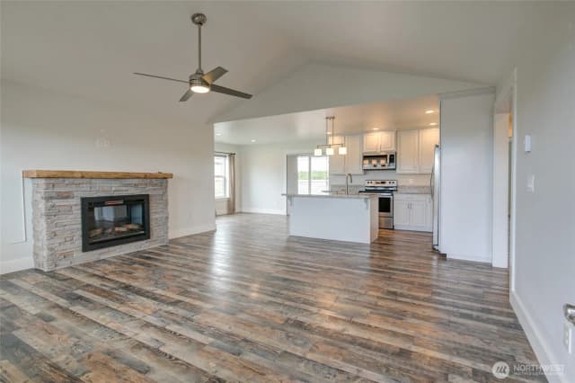 Property photo for 1092 Crestshire Loop Sw, Ocean Shores photo 2