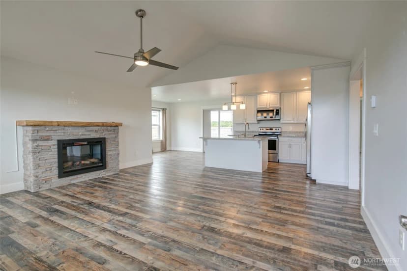 Property photo for 1092 Crestshire Loop Sw, Ocean Shores photo 2