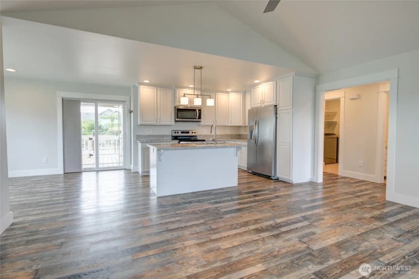 Property photo for 1092 Crestshire Loop Sw, Ocean Shores photo 6