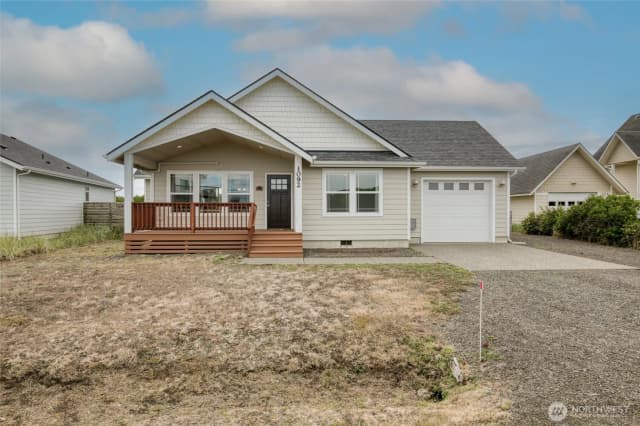 Property photo for 1092 Crestshire Loop Sw, Ocean Shores