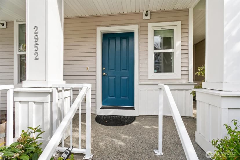 Property photo for 2952 Sw Raymond Street, Seattle photo 3