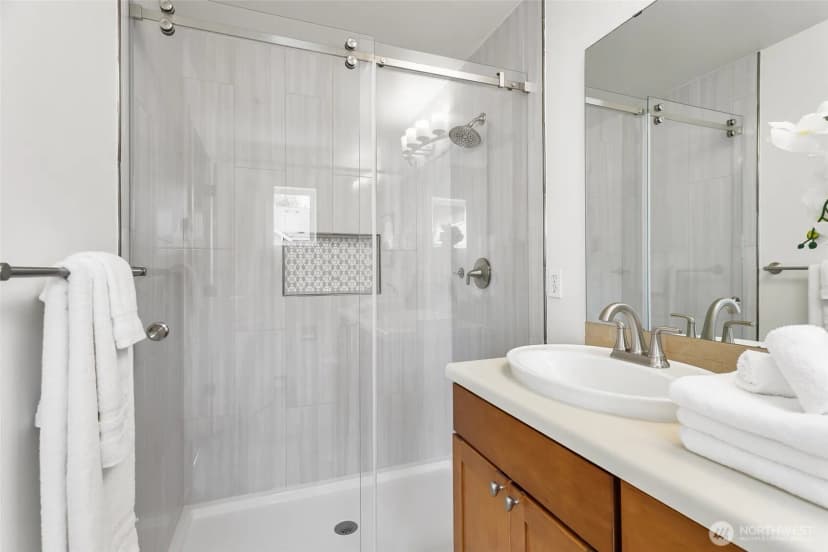 Property photo for 2952 Sw Raymond Street, Seattle photo 17