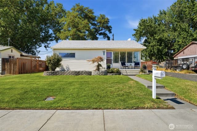 Property photo for 803 Smith Avenue, Richland photo 2