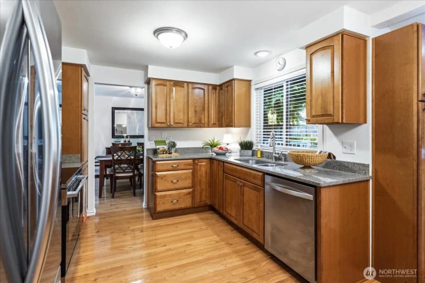 Property photo for 22414 Ne 12th Court, Sammamish photo 11