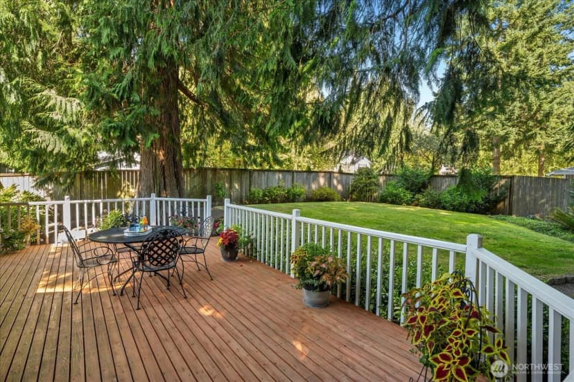 Property photo for 22414 Ne 12th Court, Sammamish photo 34