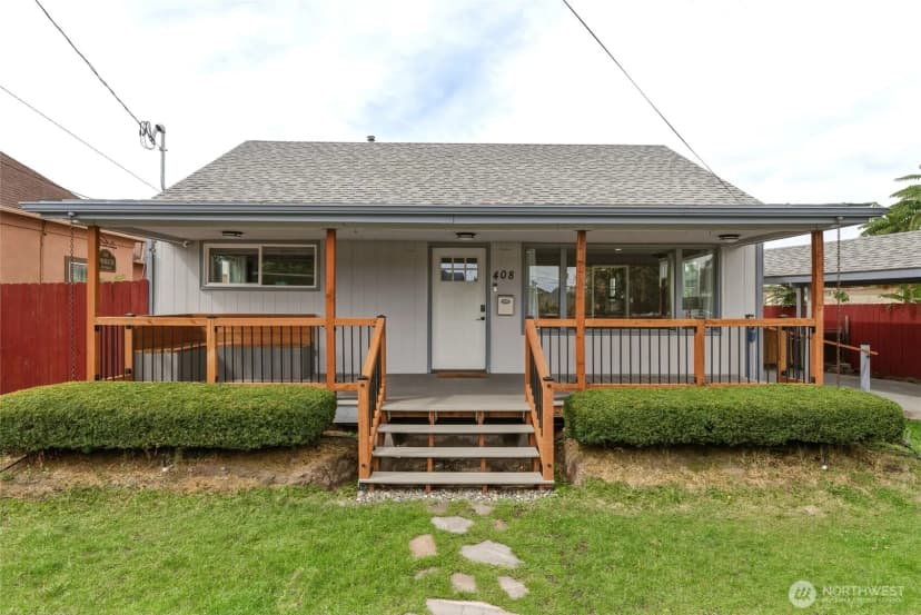 Property photo for 408 S 8th Avenue, Walla Walla
