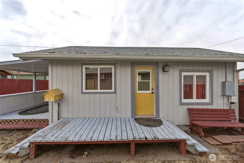 Property photo for 408 S 8th Avenue, Walla Walla photo 22