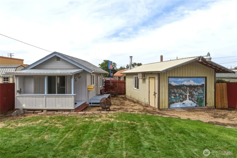 Property photo for 408 S 8th Avenue, Walla Walla photo 21