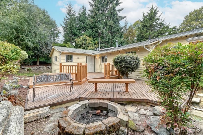 Property photo for 8106 228th Street Sw, Edmonds photo 29