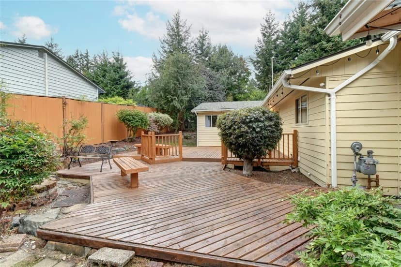 Property photo for 8106 228th Street Sw, Edmonds photo 31