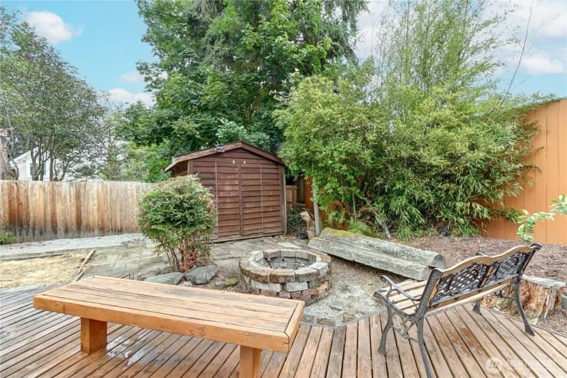Property photo for 8106 228th Street Sw, Edmonds photo 33