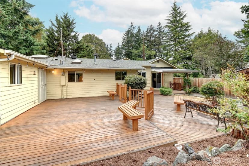 Property photo for 8106 228th Street Sw, Edmonds photo 28
