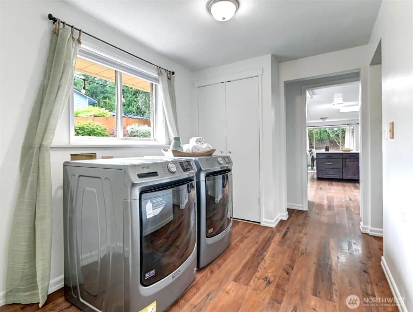 Property photo for 8106 228th Street Sw, Edmonds photo 27