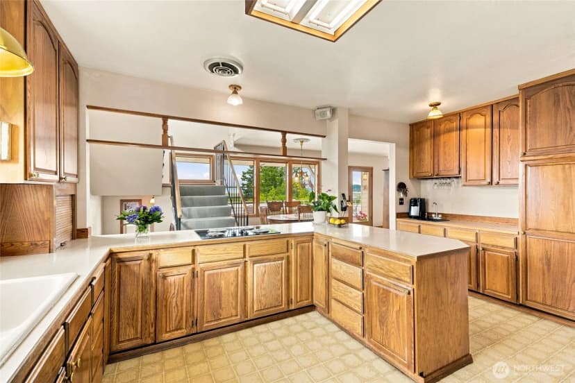 Property photo for 202 Alverson Boulevard, Everett photo 14