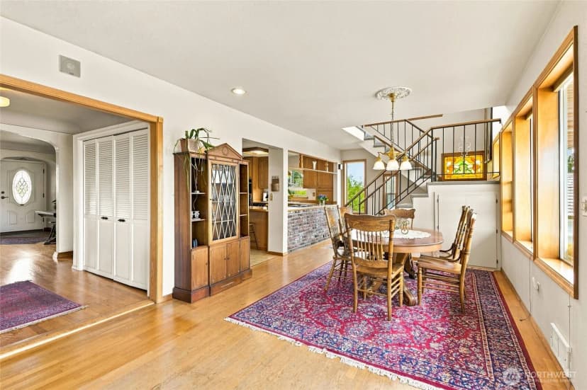 Property photo for 202 Alverson Boulevard, Everett photo 10
