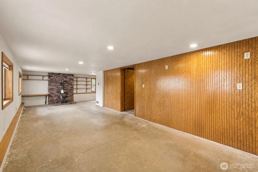 Property photo for 202 Alverson Boulevard, Everett photo 24