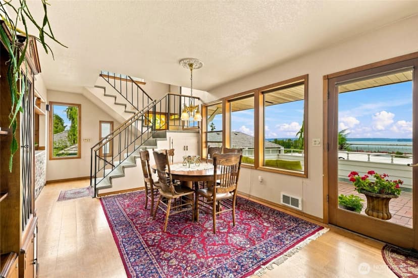 Property photo for 202 Alverson Boulevard, Everett photo 5