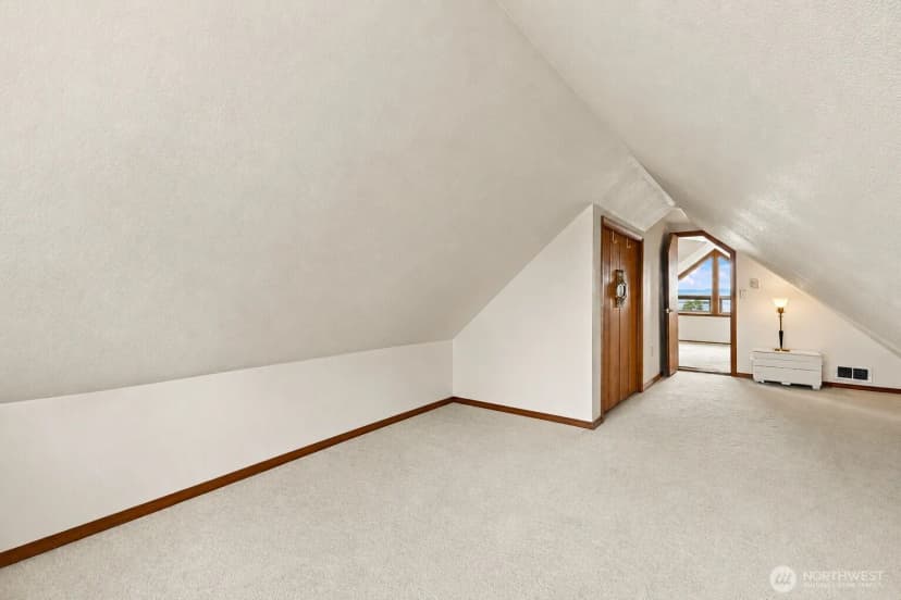 Property photo for 202 Alverson Boulevard, Everett photo 23