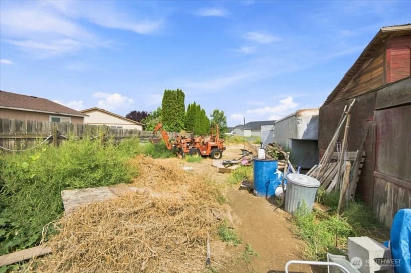 Property photo for 703 N 5th Street, Grandview photo 15