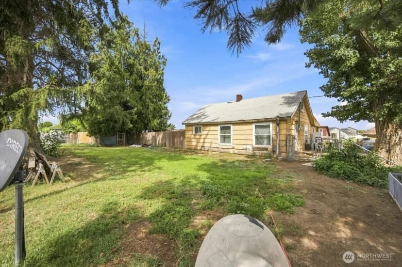 Property photo for 703 N 5th Street, Grandview photo 25