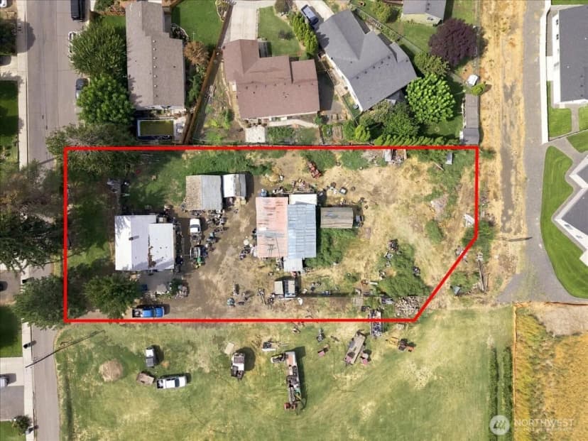 Property photo for 703 N 5th Street, Grandview photo 23