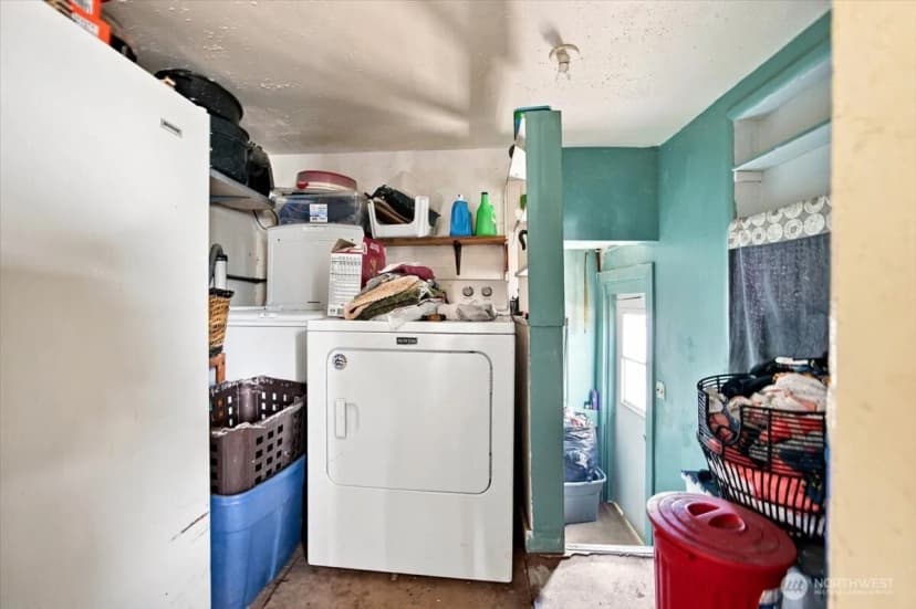 Property photo for 703 N 5th Street, Grandview photo 5