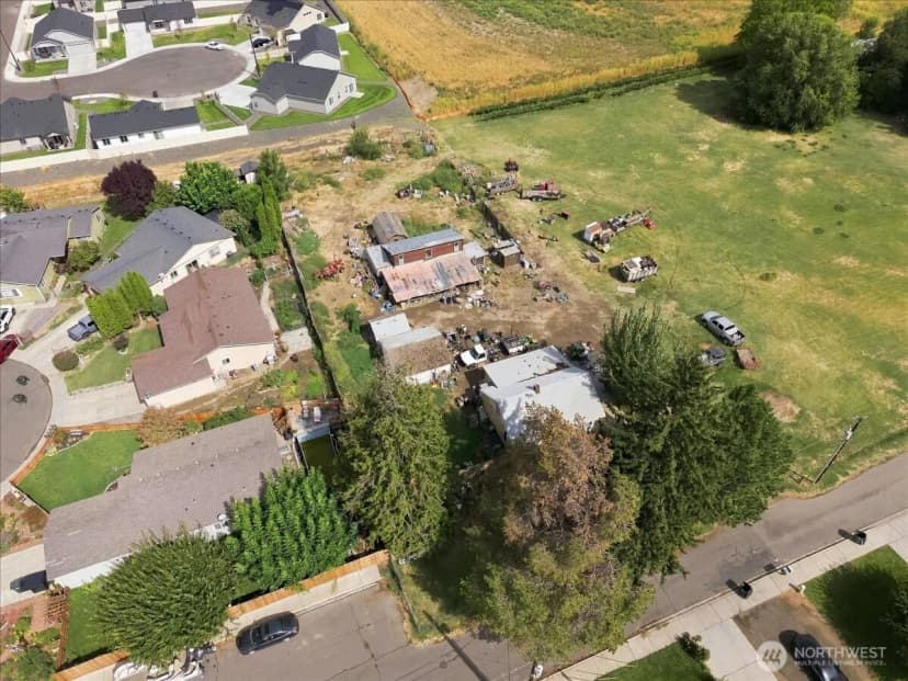 Property photo for 703 N 5th Street, Grandview photo 17