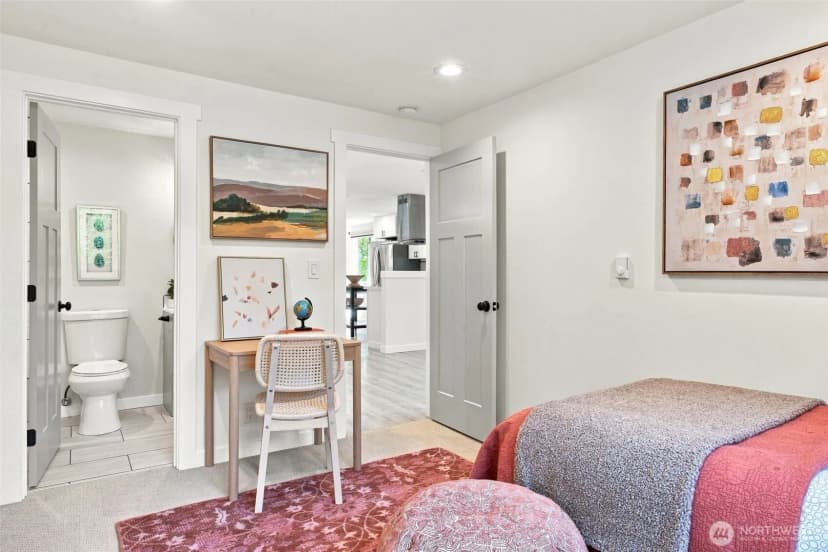 Property photo for 4617 47th Avenue S, Seattle photo 16