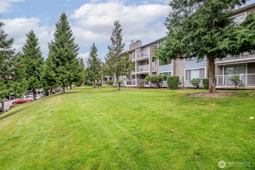 Property photo for 31510 106th Place Se #r106, Auburn photo 32