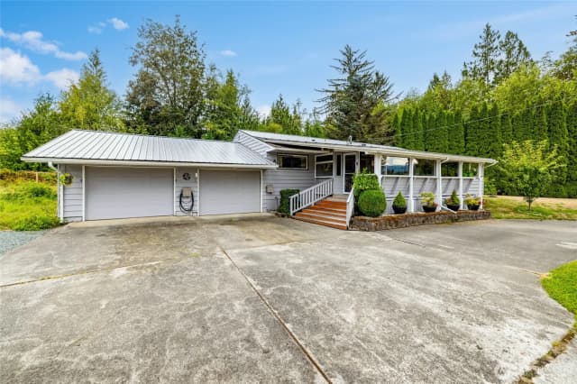 Property photo for 28467 E Gilligan Creek Road, Sedro Woolley
