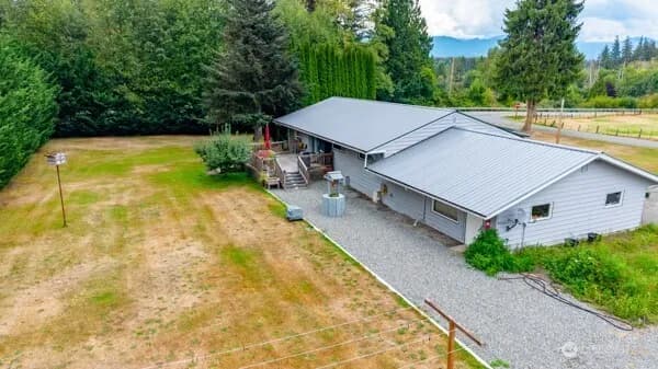 Property photo for 28467 E Gilligan Creek Road, Sedro Woolley photo 26