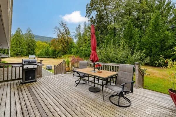 Property photo for 28467 E Gilligan Creek Road, Sedro Woolley photo 23