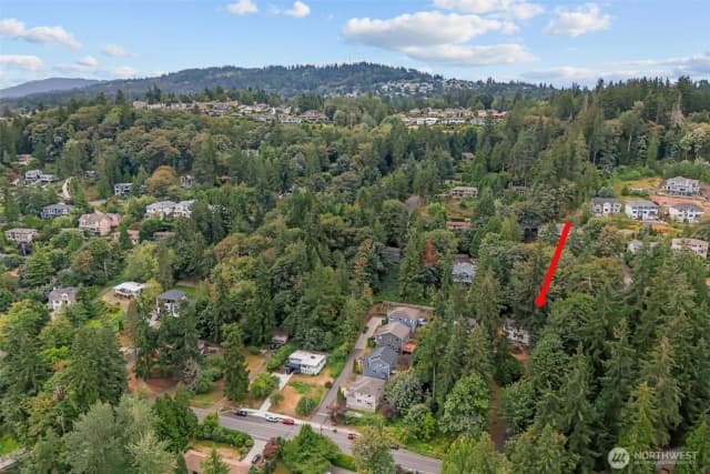 Property photo for 16931 Se Newport Way, Bellevue photo 4