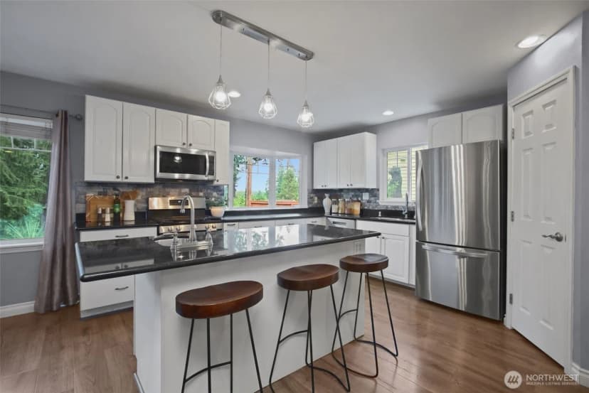 Property photo for 16931 Se Newport Way, Bellevue photo 19