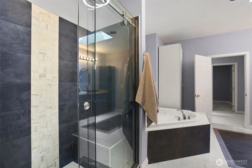 Property photo for 16931 Se Newport Way, Bellevue photo 34