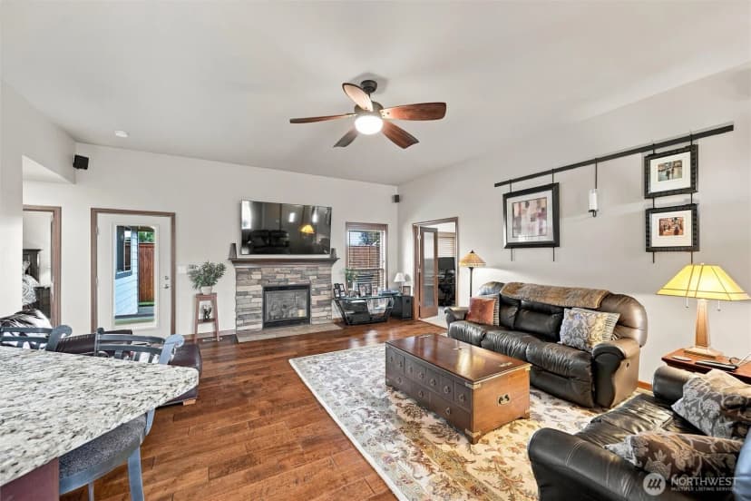 Property photo for 5218 Sparrow Court, Ferndale photo 11