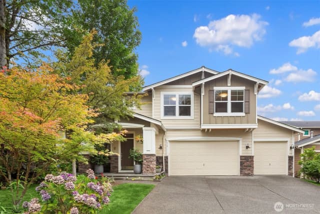 Property photo for 213 245th Place Ne, Sammamish photo 2