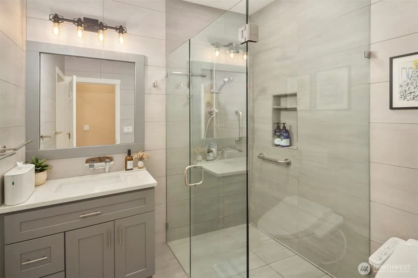 Property photo for 213 245th Place Ne, Sammamish photo 17