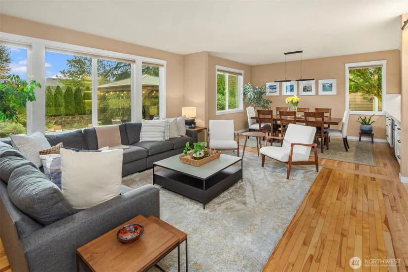 Property photo for 213 245th Place Ne, Sammamish photo 4