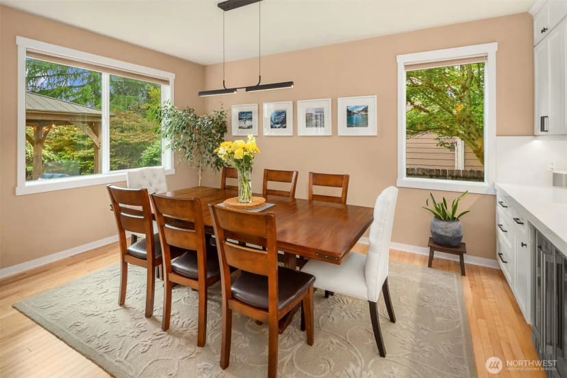 Property photo for 213 245th Place Ne, Sammamish photo 6