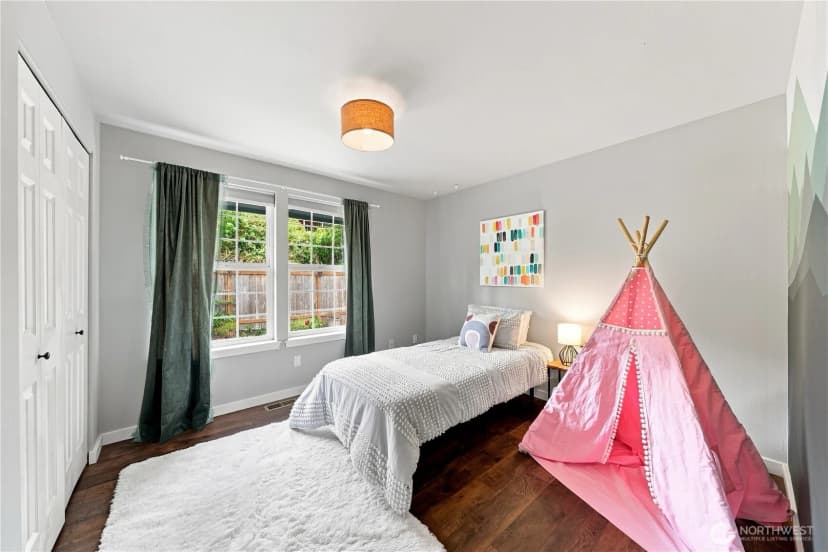 Property photo for 10217 21st Avenue Sw, Seattle photo 20