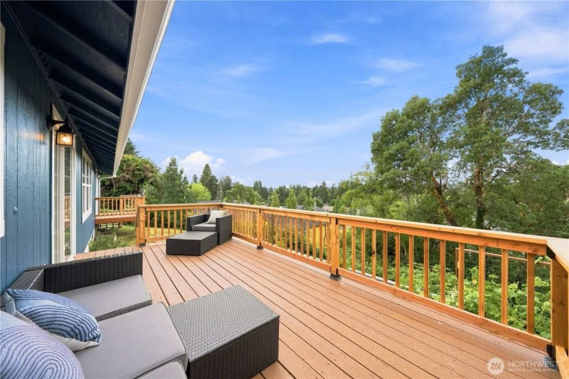 Property photo for 10217 21st Avenue Sw, Seattle photo 6