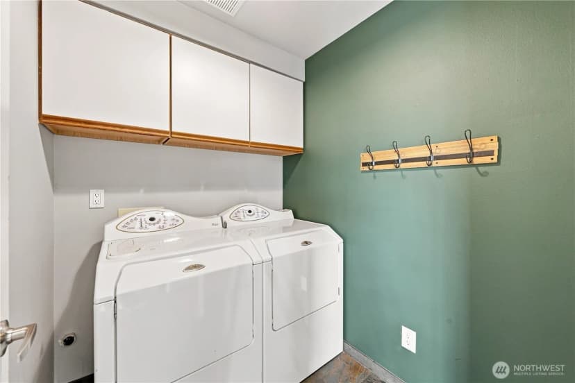 Property photo for 10217 21st Avenue Sw, Seattle photo 22