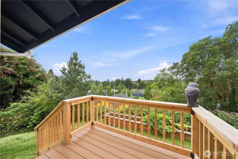 Property photo for 10217 21st Avenue Sw, Seattle photo 7