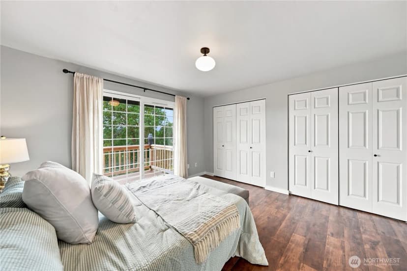 Property photo for 10217 21st Avenue Sw, Seattle photo 16