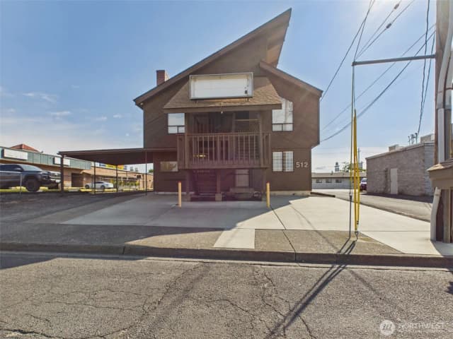 Property photo for 512 Cedar Street, Walla Walla photo 2